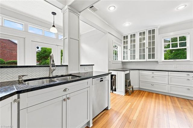 901 Fairmont Street, Greensboro, NC 27401