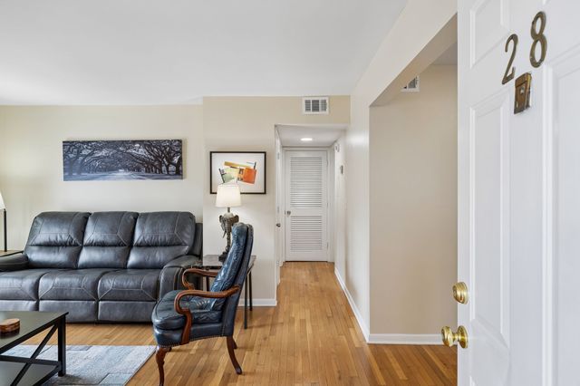 370 Wallace Rd Apt A28, Nashville, TN 37211