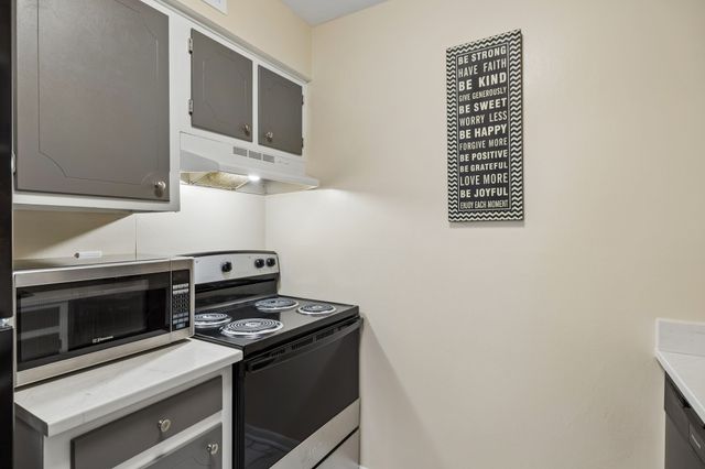 370 Wallace Rd Apt A28, Nashville, TN 37211