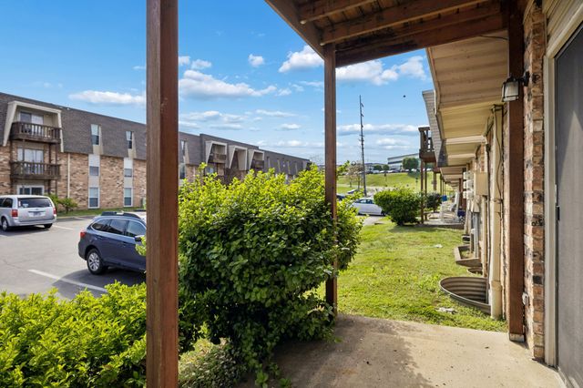 370 Wallace Rd Apt A28, Nashville, TN 37211