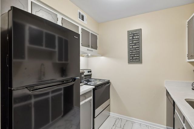 370 Wallace Rd Apt A28, Nashville, TN 37211