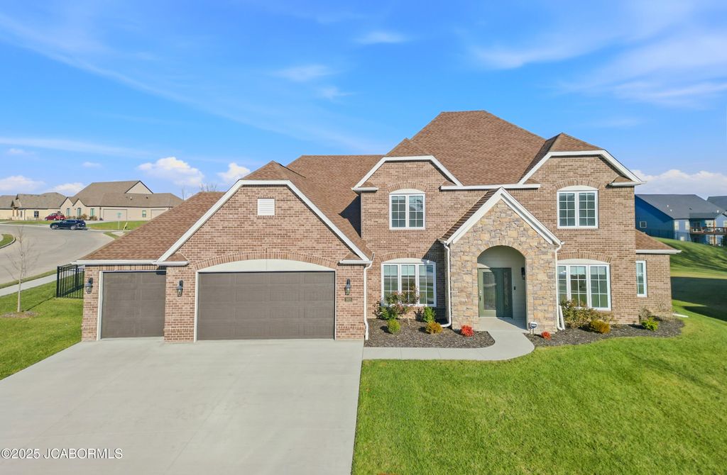 2821 CLOPTON COURT, Columbia, MO 65203
