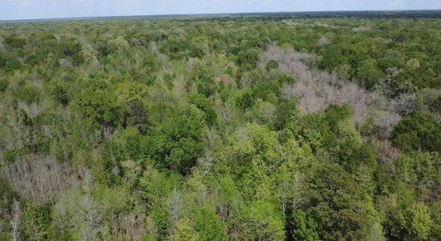 7571 County Road 2252, Cleveland, TX 77327