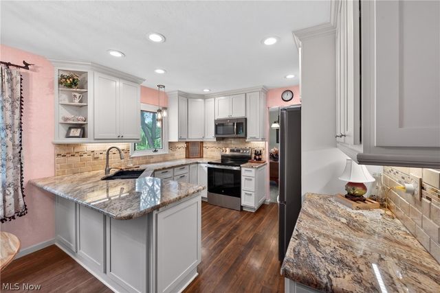 386 Tulip Trail, Wadsworth, OH 44281
