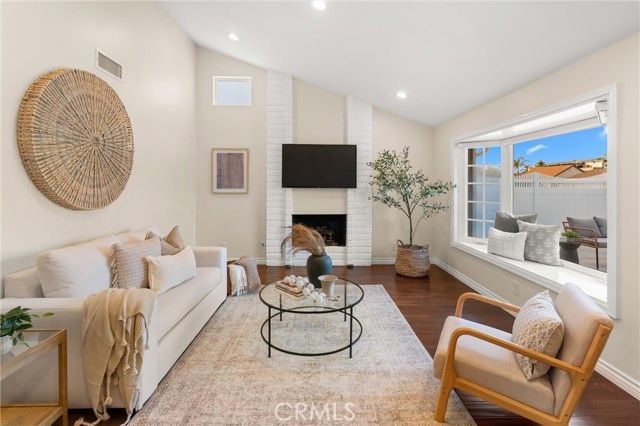 8592 Larkport Drive, Huntington Beach, CA 92646