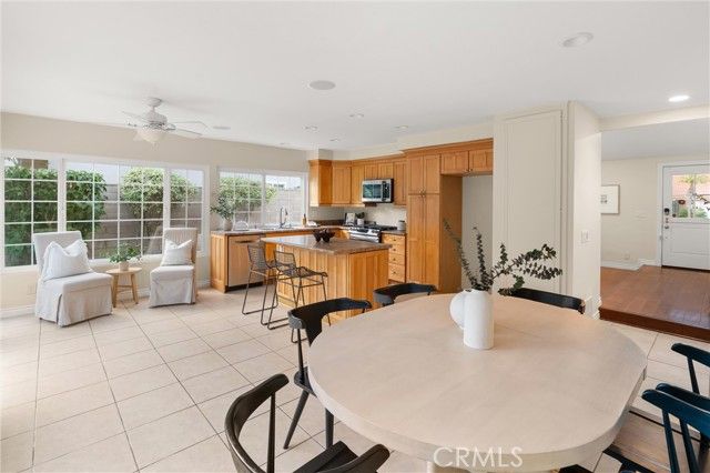 8592 Larkport Drive, Huntington Beach, CA 92646