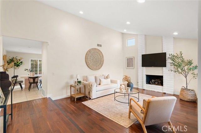 8592 Larkport Drive, Huntington Beach, CA 92646