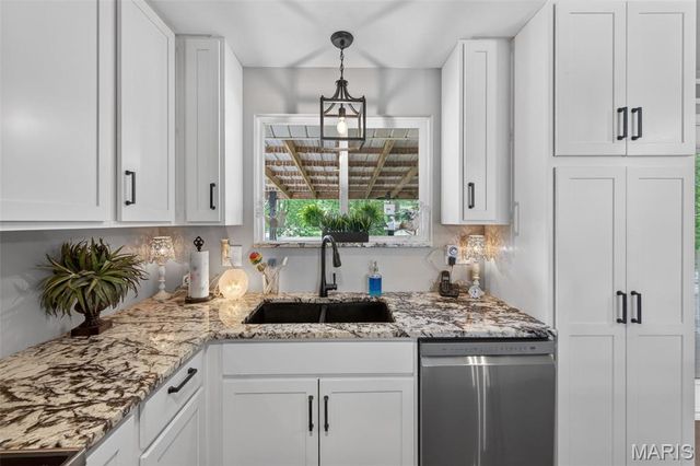 1076 Deborah Drive, Arnold, MO 63010