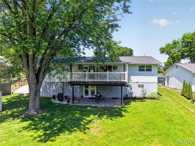 1076 Deborah Drive, Arnold, MO 63010