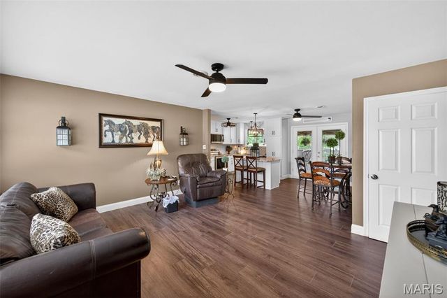 1076 Deborah Drive, Arnold, MO 63010