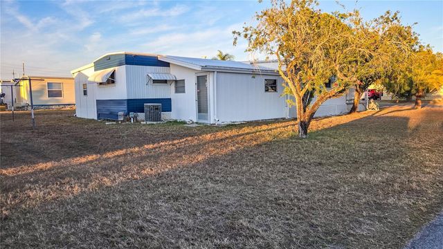 5227 BETTY STREET, Zephyrhills, FL 33542