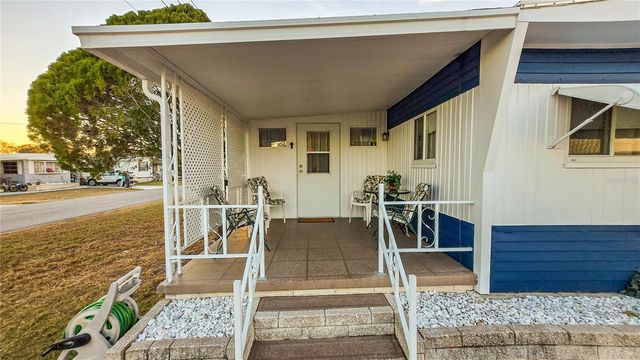 5227 BETTY STREET, Zephyrhills, FL 33542