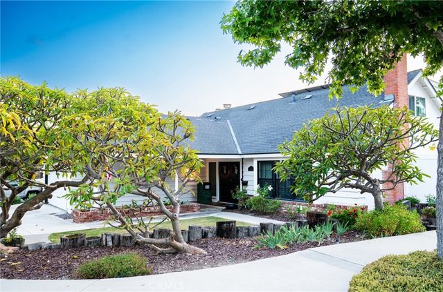 2751 Cardinal, Costa Mesa, CA 92626