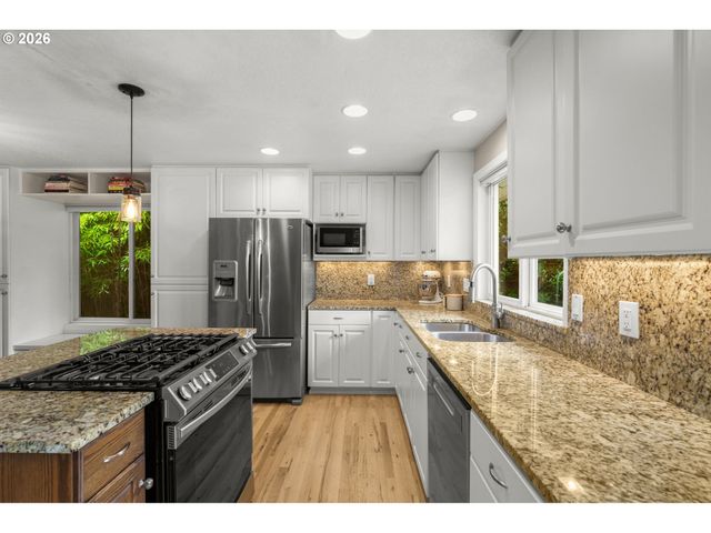 10220 Sw BRYTON Ct, Wilsonville, OR 97070