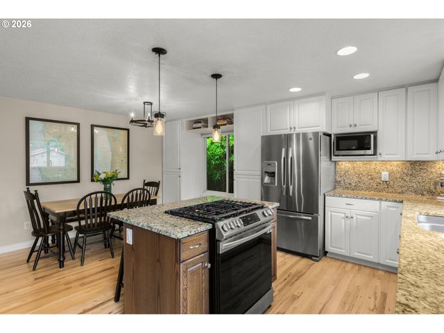 10220 Sw BRYTON Ct, Wilsonville, OR 97070