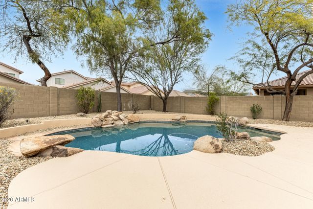 39912 N THUNDER HILLS Lane, Phoenix, AZ 85086