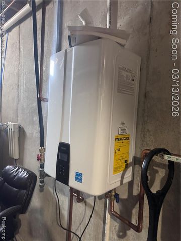 6060 Intrinsic Lane, Imlay City, MI 48444