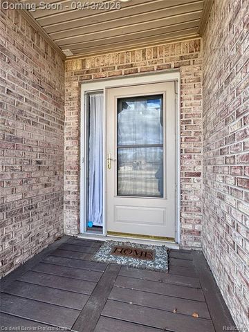 6060 Intrinsic Lane, Imlay City, MI 48444