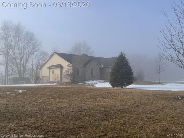 6060 Intrinsic Lane, Imlay City, MI 48444