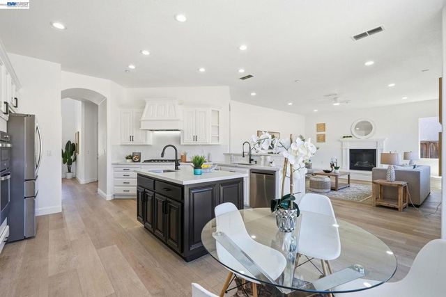 2633 Spyglass Dr, Brentwood, CA 94513