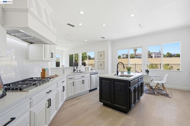 2633 Spyglass Dr, Brentwood, CA 94513
