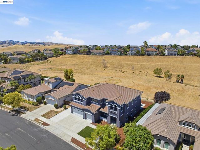 2633 Spyglass Dr, Brentwood, CA 94513