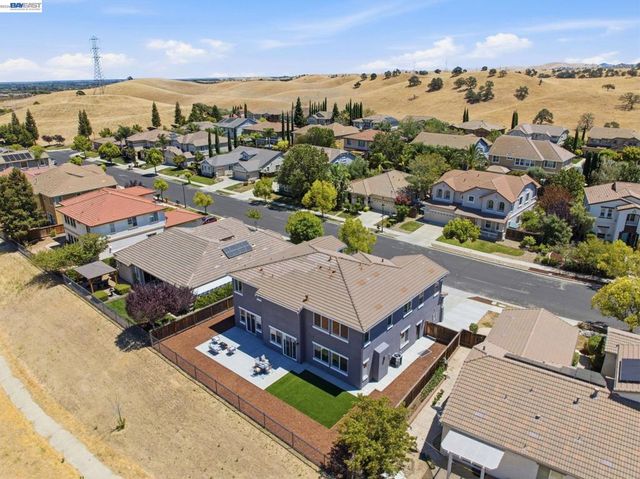 2633 Spyglass Dr, Brentwood, CA 94513