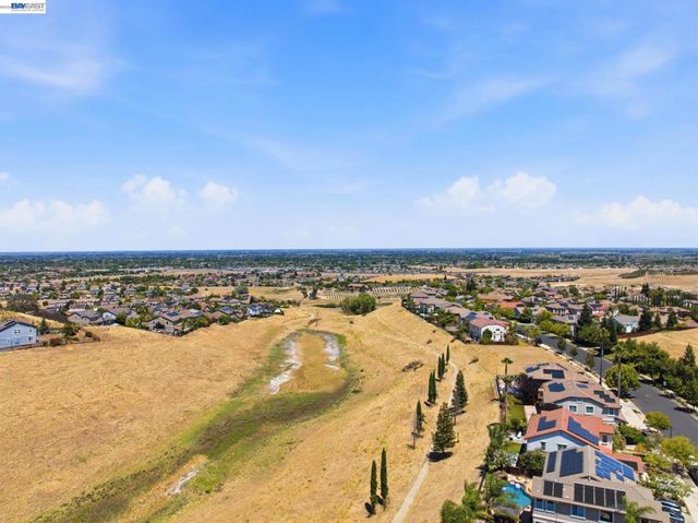 2633 Spyglass Dr, Brentwood, CA 94513