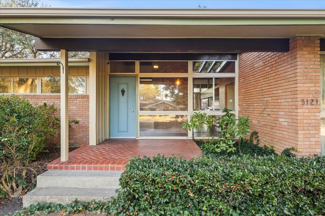 5121 Meadowbrook Drive, Greenville, TX 75402