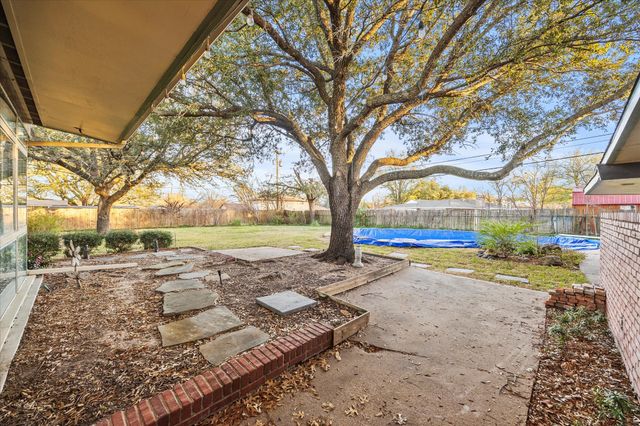5121 Meadowbrook Drive, Greenville, TX 75402