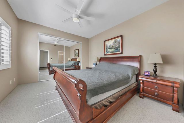 54446 Oaktree, La Quinta, CA 92253
