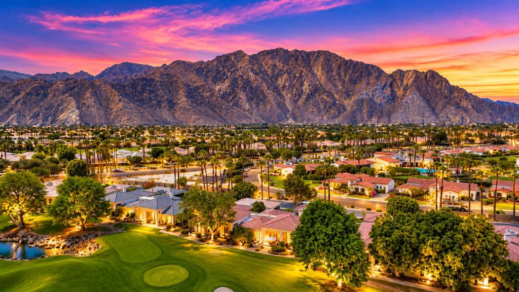 54446 Oaktree, La Quinta, CA 92253