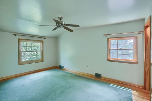 228 Parkedge Road, Green Tree, PA 15220