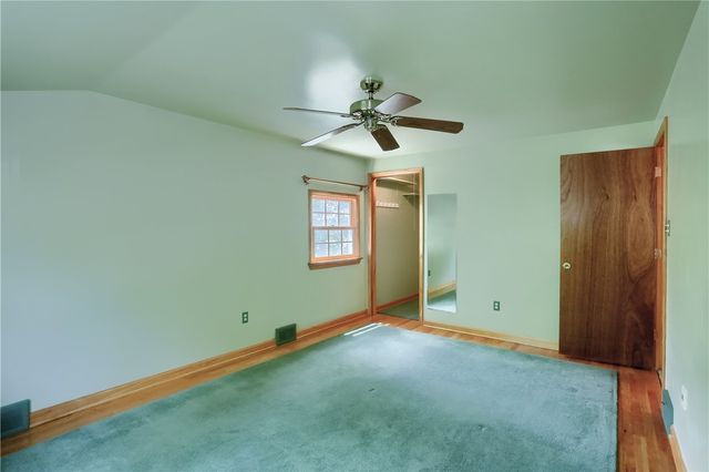 228 Parkedge Road, Green Tree, PA 15220