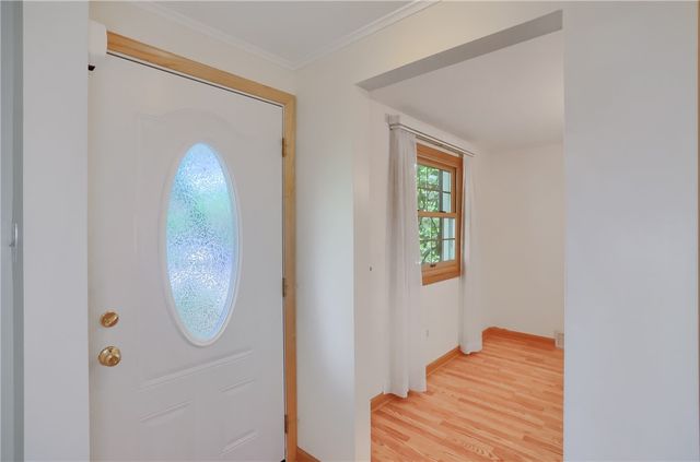 228 Parkedge Road, Green Tree, PA 15220