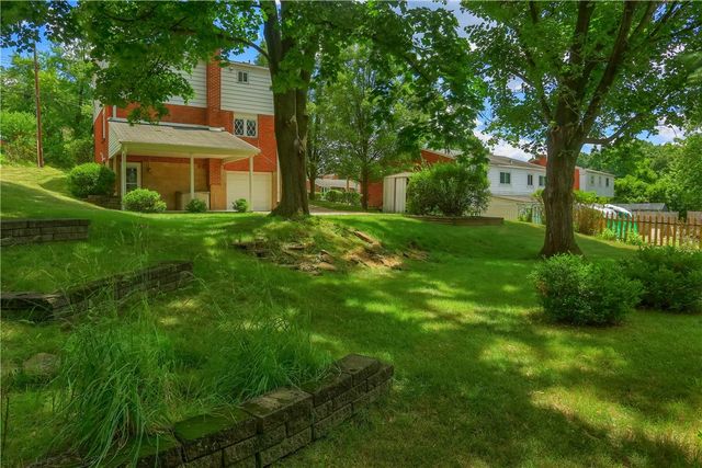 228 Parkedge Road, Green Tree, PA 15220