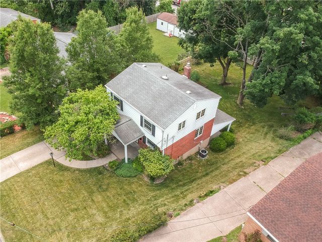 228 Parkedge Road, Green Tree, PA 15220