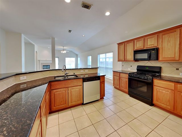 6170 Galloway Lane, League City, TX 77573