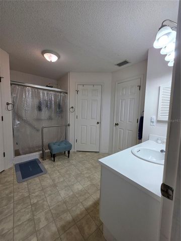 1040 W VILLAGE GREEN ROAD, Deland, FL 32720
