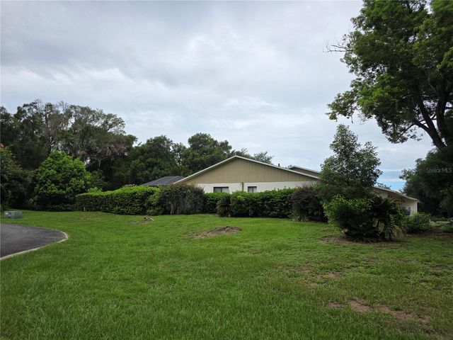 1040 W VILLAGE GREEN ROAD, Deland, FL 32720