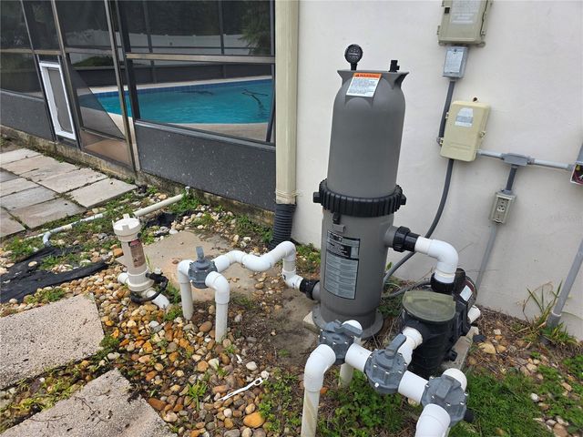 1040 W VILLAGE GREEN ROAD, Deland, FL 32720
