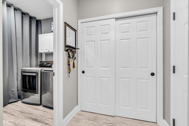 4252 Washington Boulevard, Plainfield, IN 46168