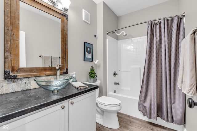 4252 Washington Boulevard, Plainfield, IN 46168