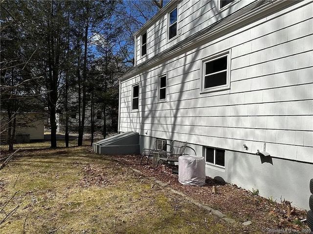 28 North Avenue, North Haven, CT 06473