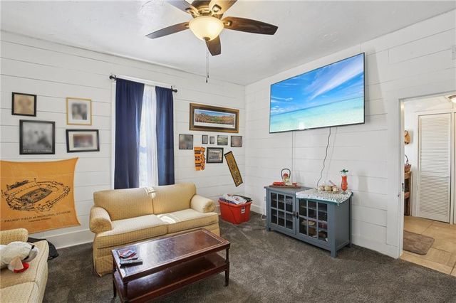 1031 NE 301 Road, Leeton, MO 64761