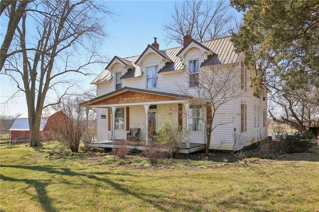 1031 NE 301 Road, Leeton, MO 64761