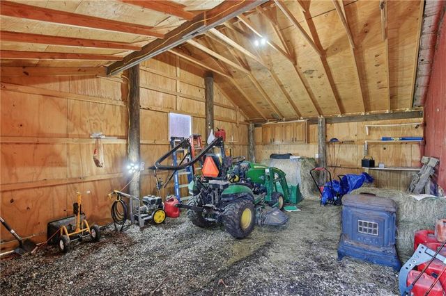 1031 NE 301 Road, Leeton, MO 64761