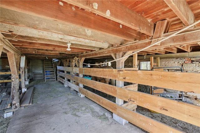 1031 NE 301 Road, Leeton, MO 64761