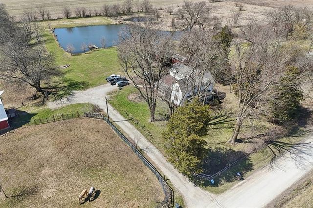 1031 NE 301 Road, Leeton, MO 64761