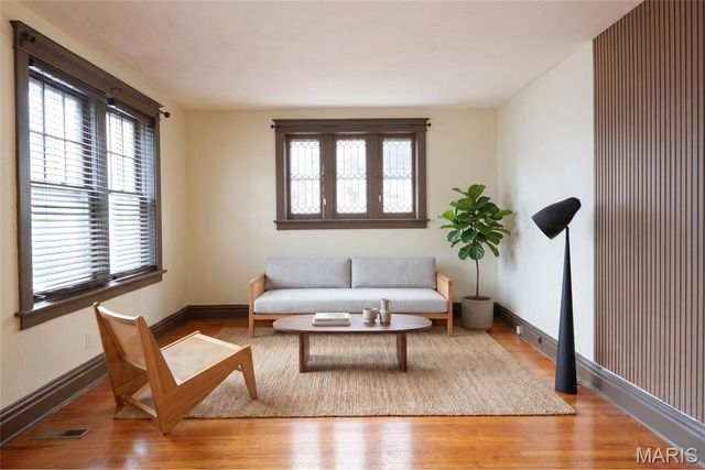 7104 Tulane Avenue, University City, MO 63130